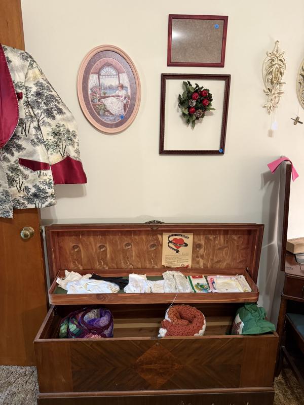 Sale Photo Thumbnail #274