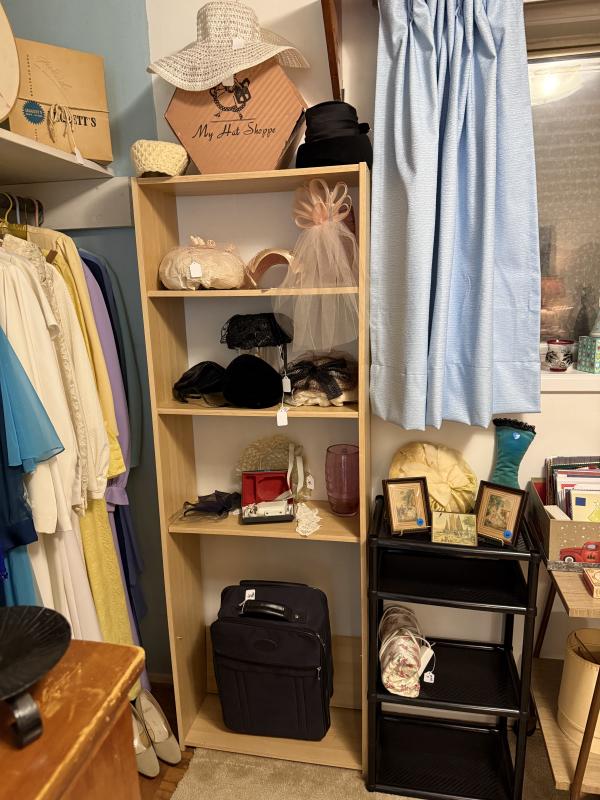 Sale Photo Thumbnail #259