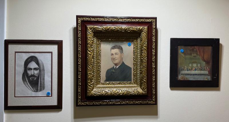 Sale Photo Thumbnail #2