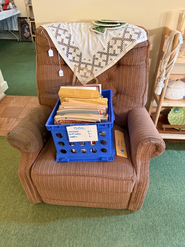 Sale Photo Thumbnail #32