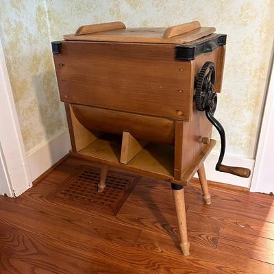 Antique Hand Crack Butter Churn