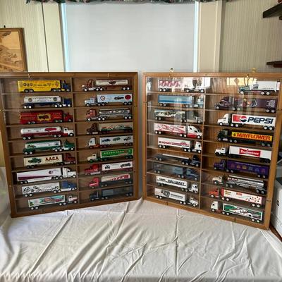 Huge Lot of Winross Diecast Semi Trucks with Display Cases