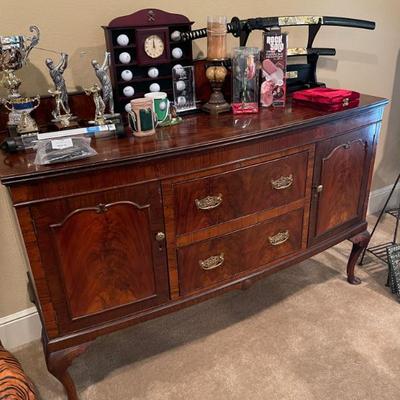 Vintage Mahogany buffet 