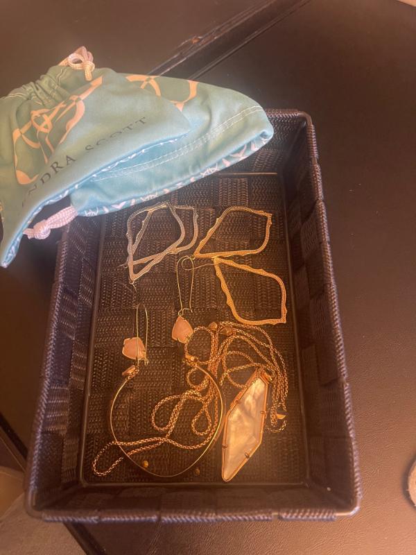 Sale Photo Thumbnail #139