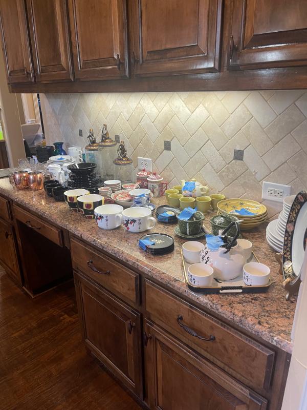 Sale Photo Thumbnail #154