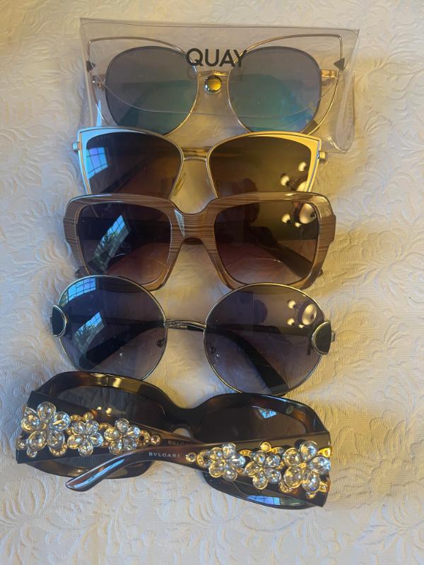 Sale Photo Thumbnail #150: BVLGARI, FERRAGAMO 