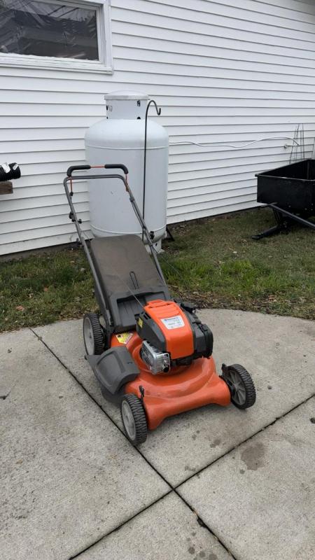 Sale Photo Thumbnail #6