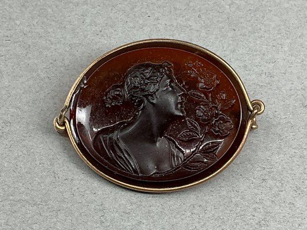 Carnelian Cameo Brooch