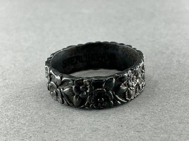 Sterling Uncas Forget Me Not Ring