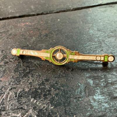 Art Deco Bar Pin