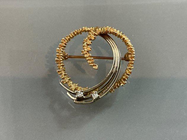 14K and Diamond Brooch
