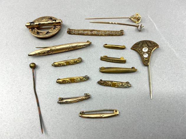 Gold Tone Pins