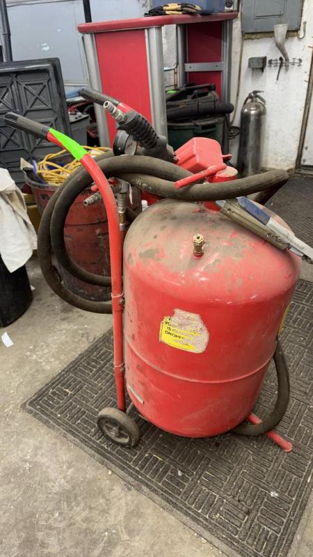 Sale Photo Thumbnail #25