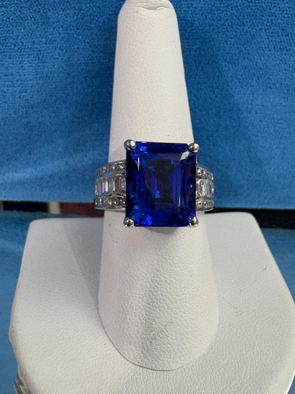 Sale Photo Thumbnail #72