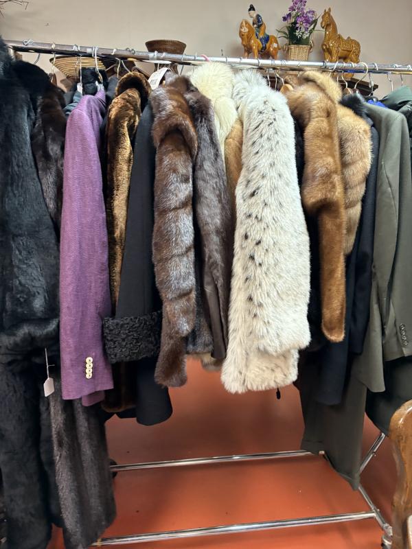 Sale Photo Thumbnail #63