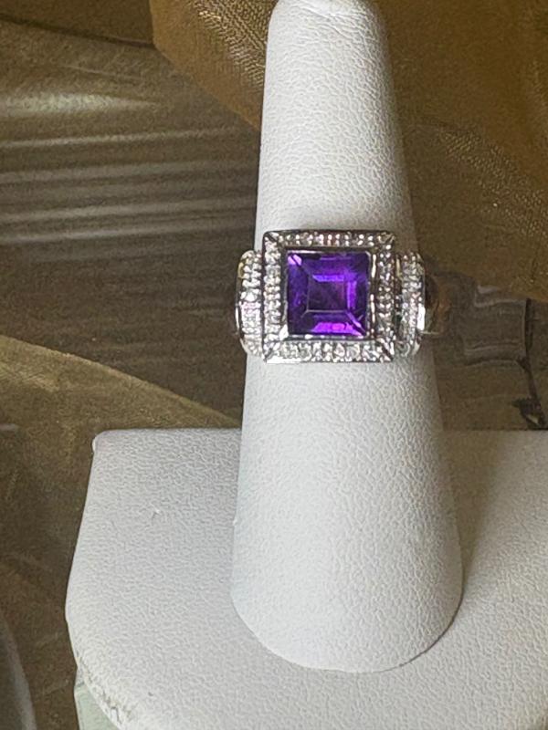 Sale Photo Thumbnail #221