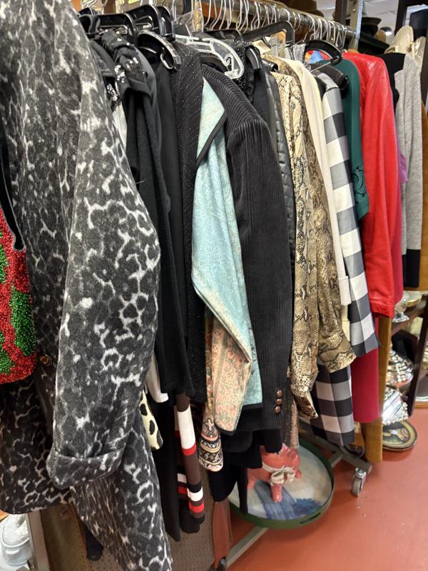 Sale Photo Thumbnail #23