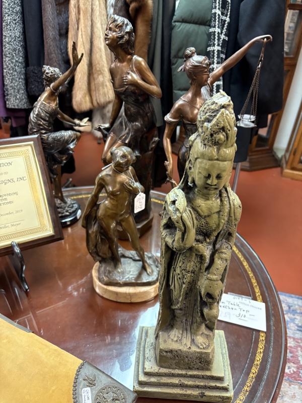 Sale Photo Thumbnail #123