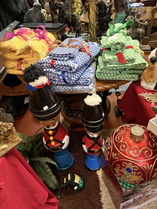 Sale Photo Thumbnail #67