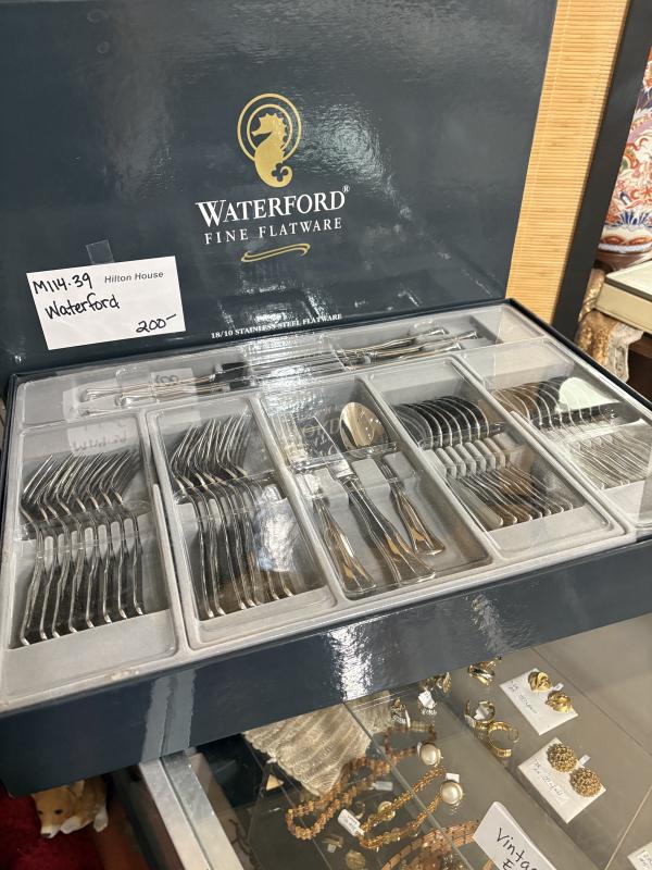 Sale Photo Thumbnail #150