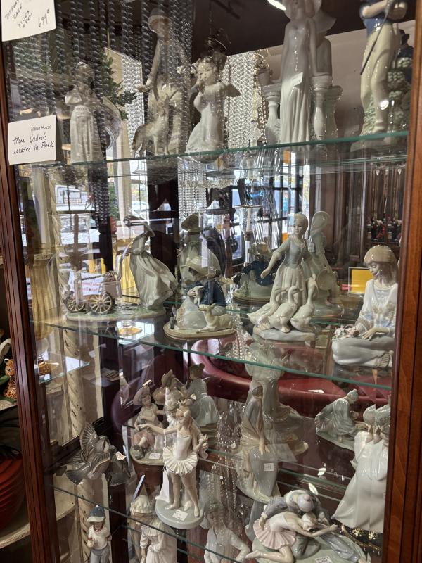 Sale Photo Thumbnail #18