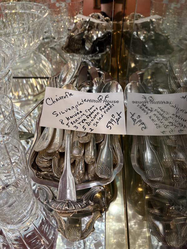 Sale Photo Thumbnail #100