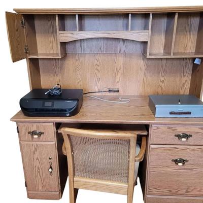 FK752 Desk And Chair