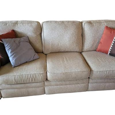 FK302 Sofa