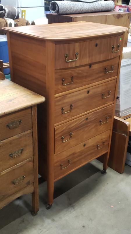 Sale Photo Thumbnail #3