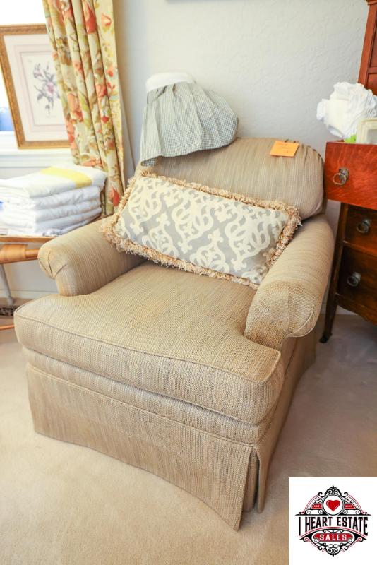 Sale Photo Thumbnail #52