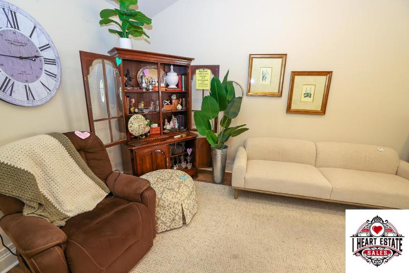 Sale Photo Thumbnail #5