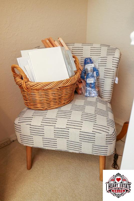 Sale Photo Thumbnail #69