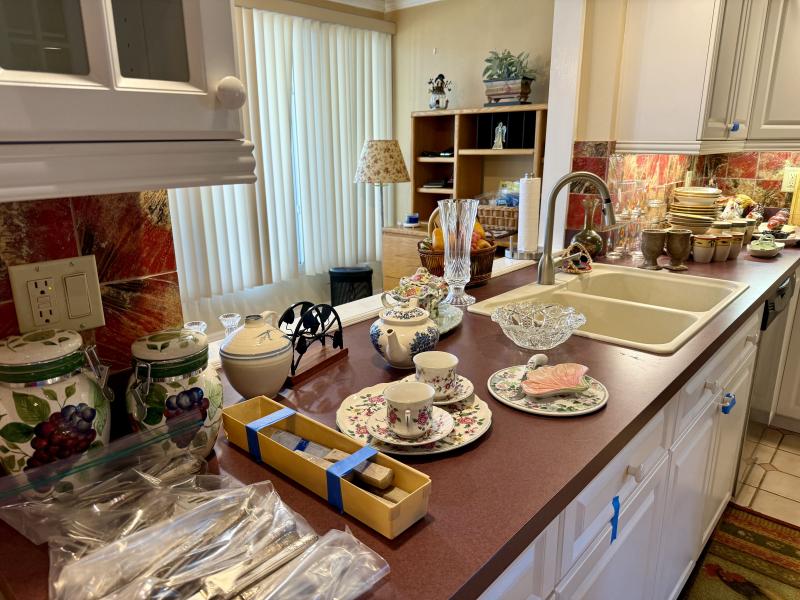 Sale Photo Thumbnail #24