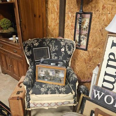 Sale Photo Thumbnail #33