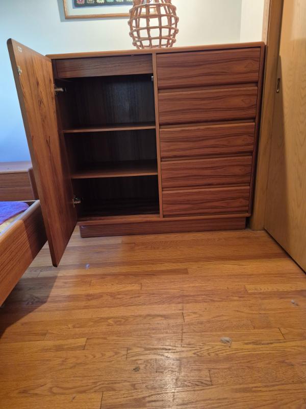 Sale Photo Thumbnail #15