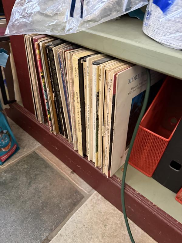 Sale Photo Thumbnail #62