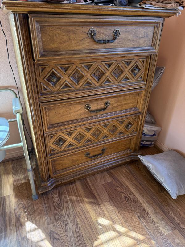 Sale Photo Thumbnail #53