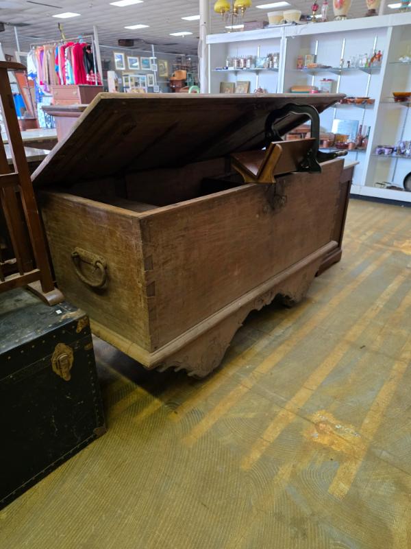 Sale Photo Thumbnail #11