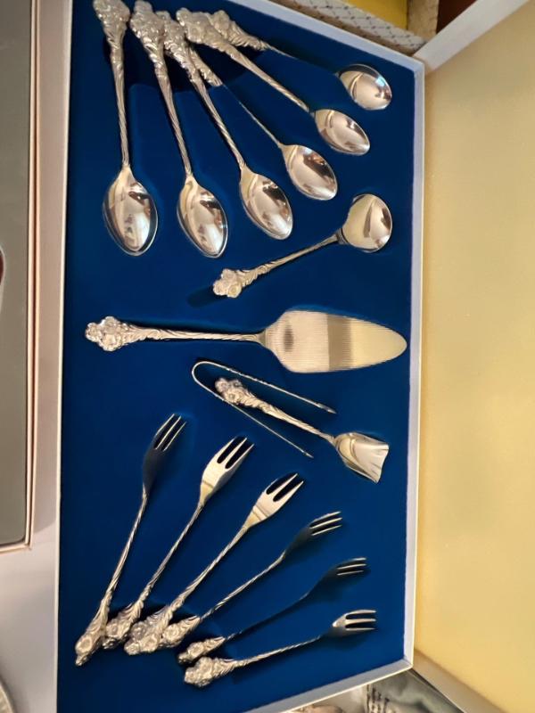 Sale Photo Thumbnail #387