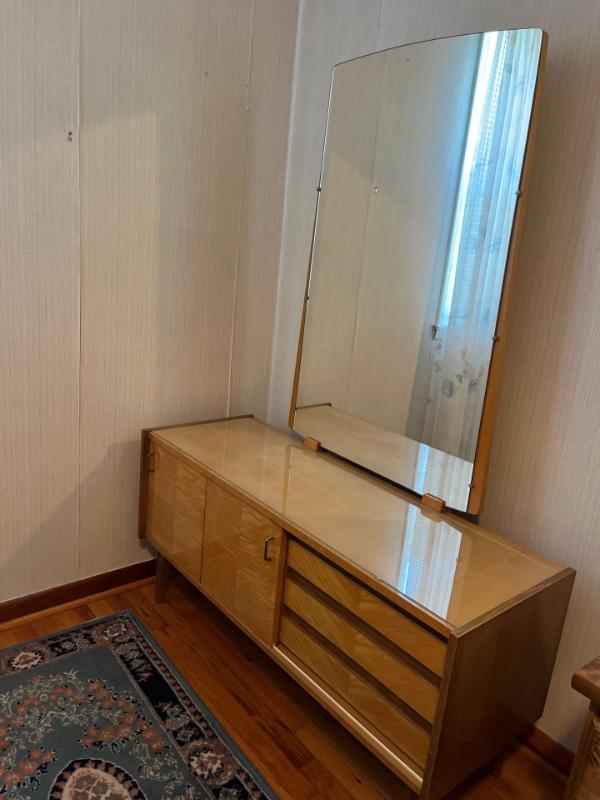 Sale Photo Thumbnail #213