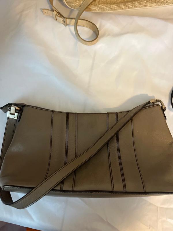 Sale Photo Thumbnail #23