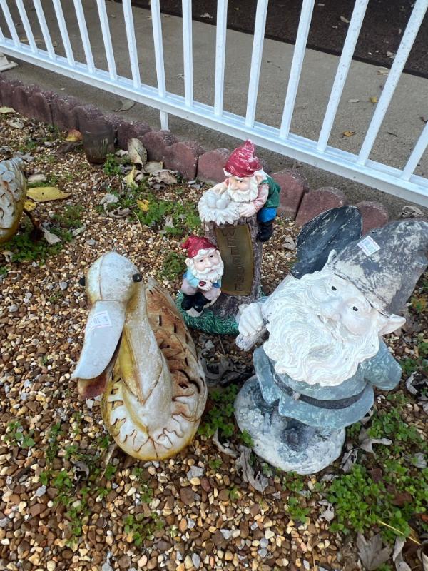 Sale Photo Thumbnail #486