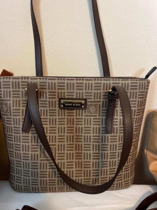 Sale Photo Thumbnail #18