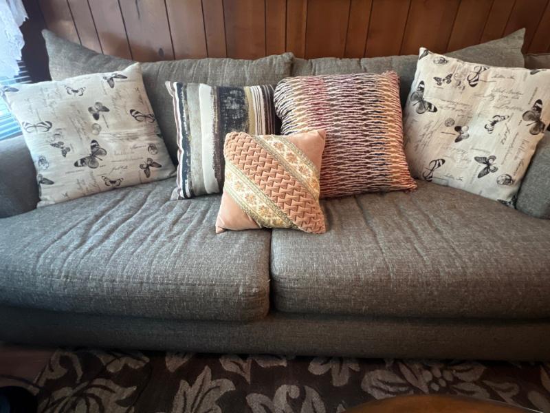 Sale Photo Thumbnail #406