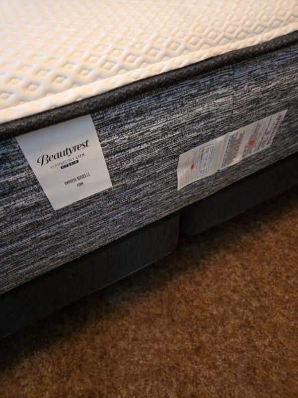 Sale Photo Thumbnail #15