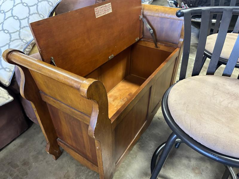 Sale Photo Thumbnail #515