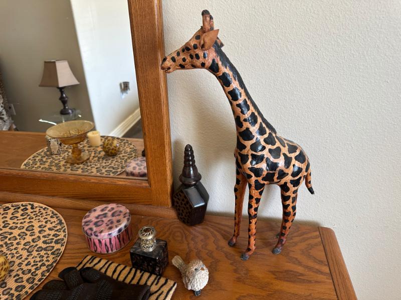 Sale Photo Thumbnail #54