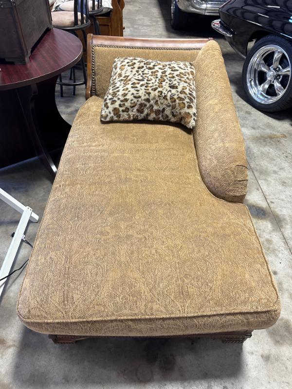 Sale Photo Thumbnail #509