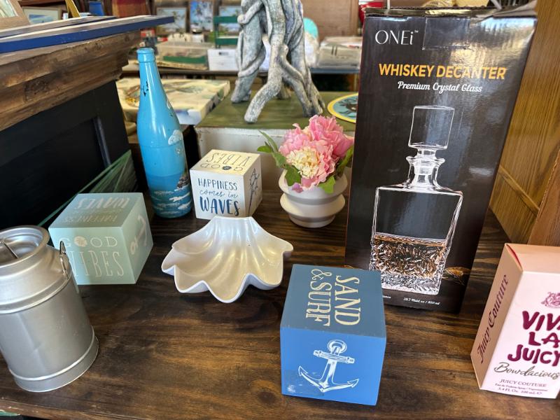 Sale Photo Thumbnail #610