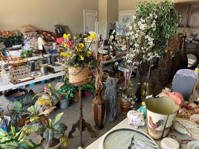 Sale Photo Thumbnail #239